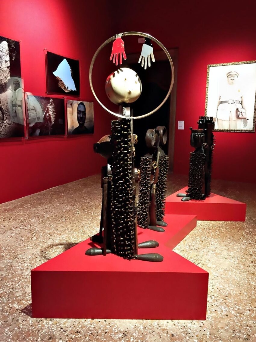 Sculpture made of metal scraps and decommissioned ammunitions.