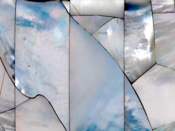 Detail from a mother of pearl Inro. Courtesy Metropolitan Museum of Art.