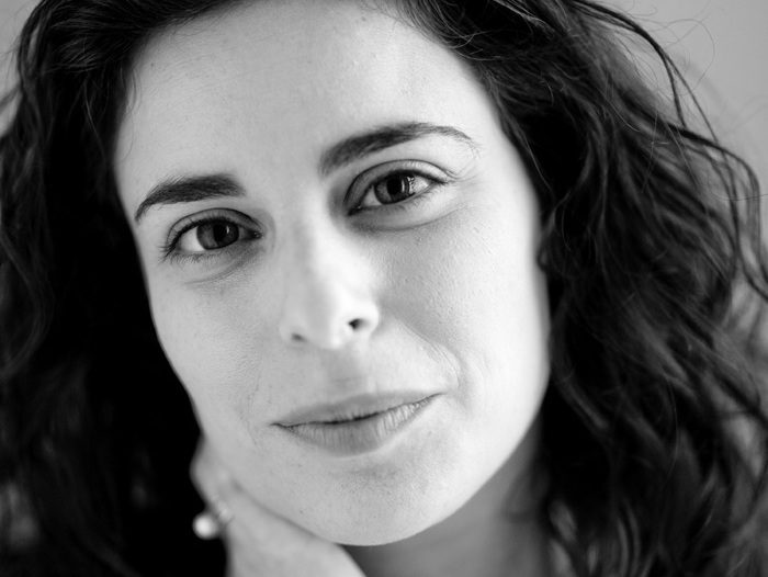 A portrait of poet Robyn schiff